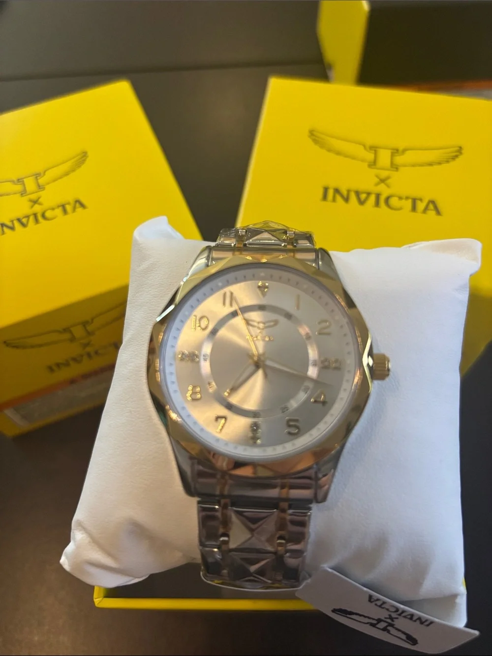 Invicta Unisex Two-Tone Gold and Silver Bracelet Watch